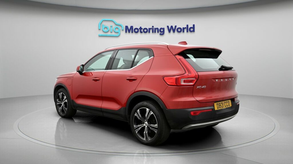Volvo XC40 Inscription Pro DB21CCO Red #5