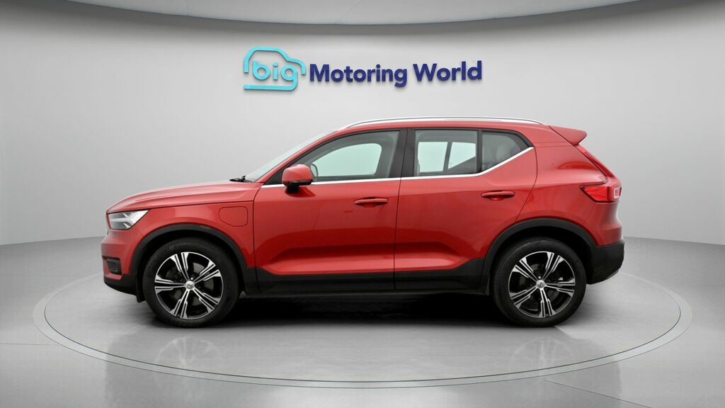 Volvo XC40 Inscription Pro DB21CCO Red #4