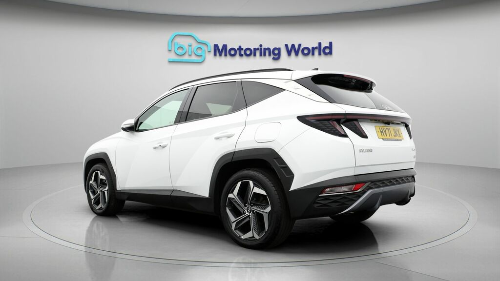 Hyundai Tucson Premium White #5