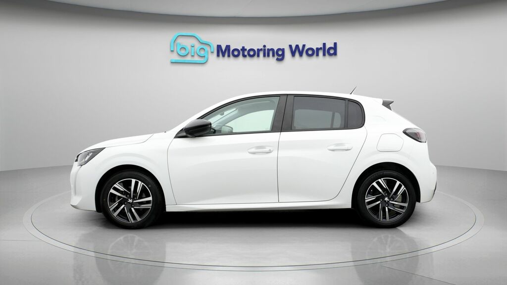Peugeot 208 Active Premium YO73TSV White #4