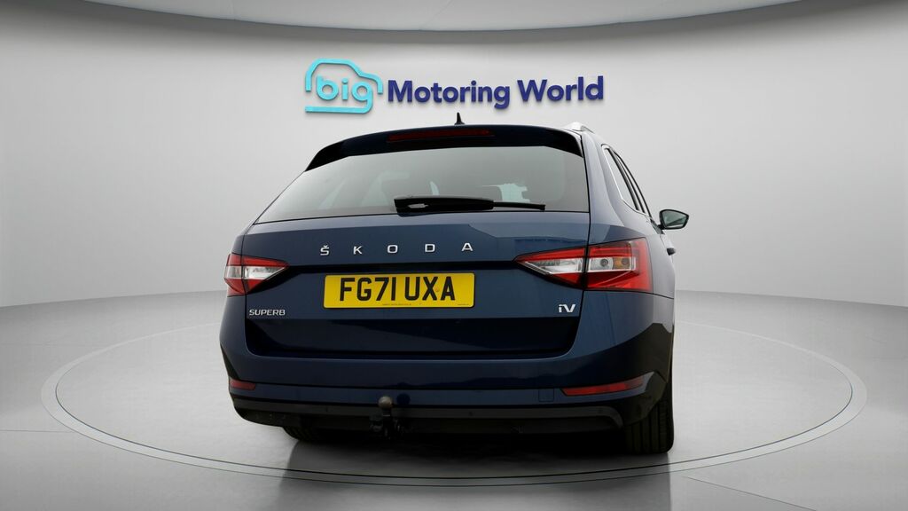 Skoda Superb Se Technology FG71UXA Blue #6