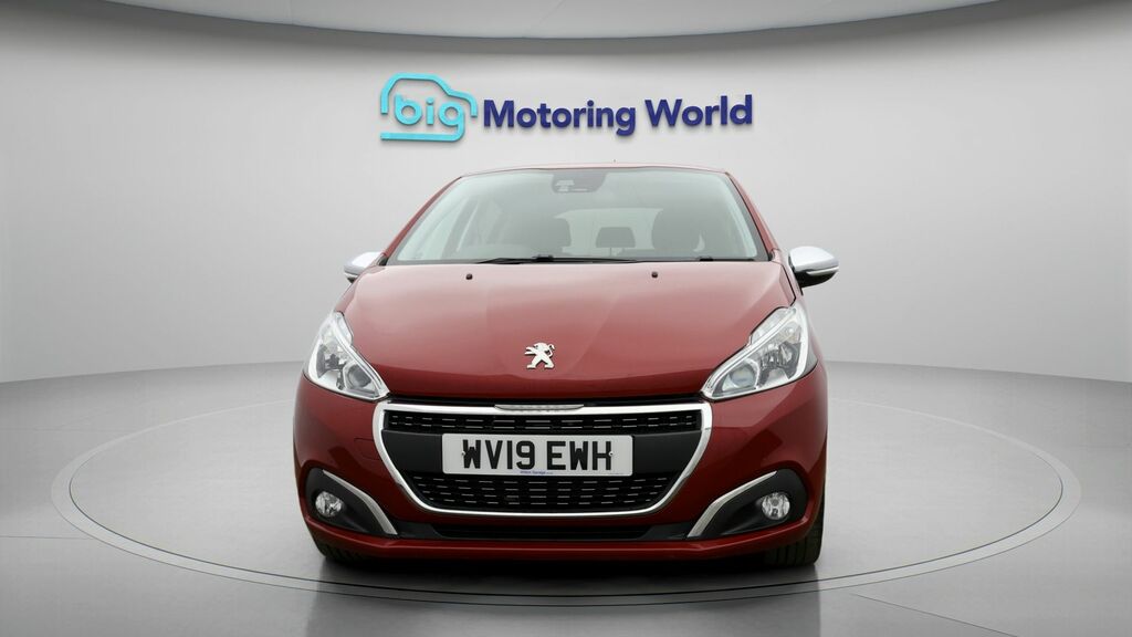 Peugeot 208 Tech Edition WV19EWH Red #2