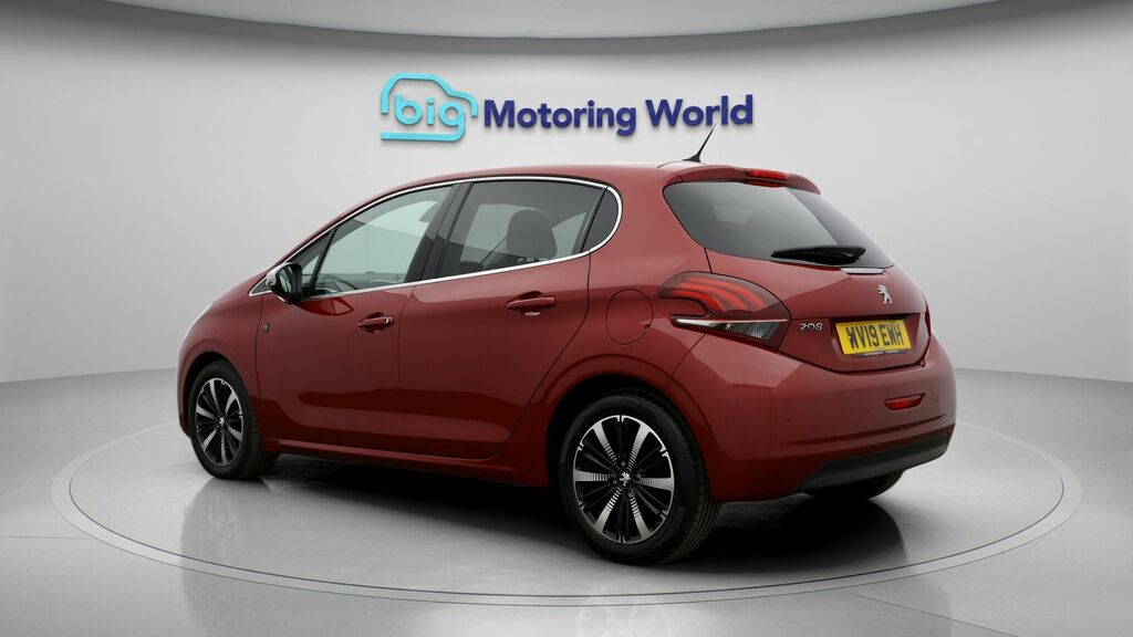 Peugeot 208 Tech Edition WV19EWH Red #5