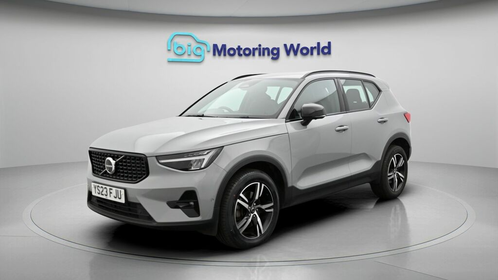 Volvo XC40 Plus Dark YS23FJU Grey #3