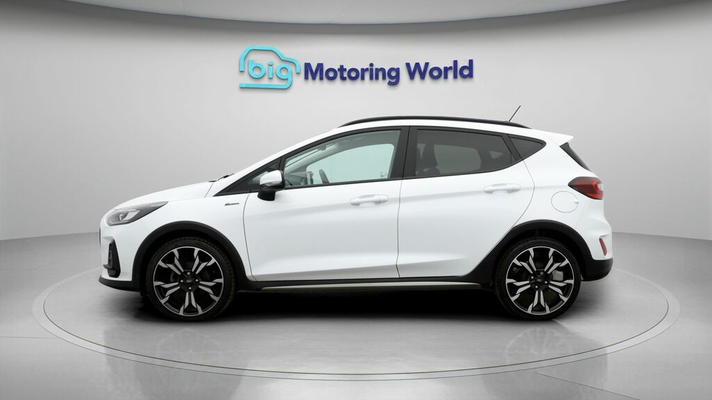 Ford Fiesta Active X GX23NMK White #4