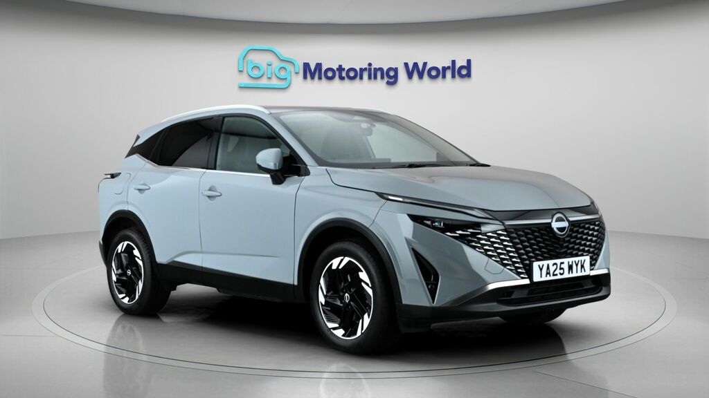 Nissan Qashqai N-connecta YA25WYK Grey