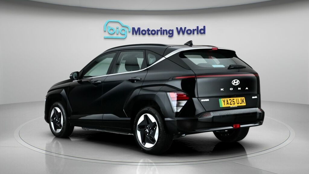 Hyundai Kona Advance Black #5