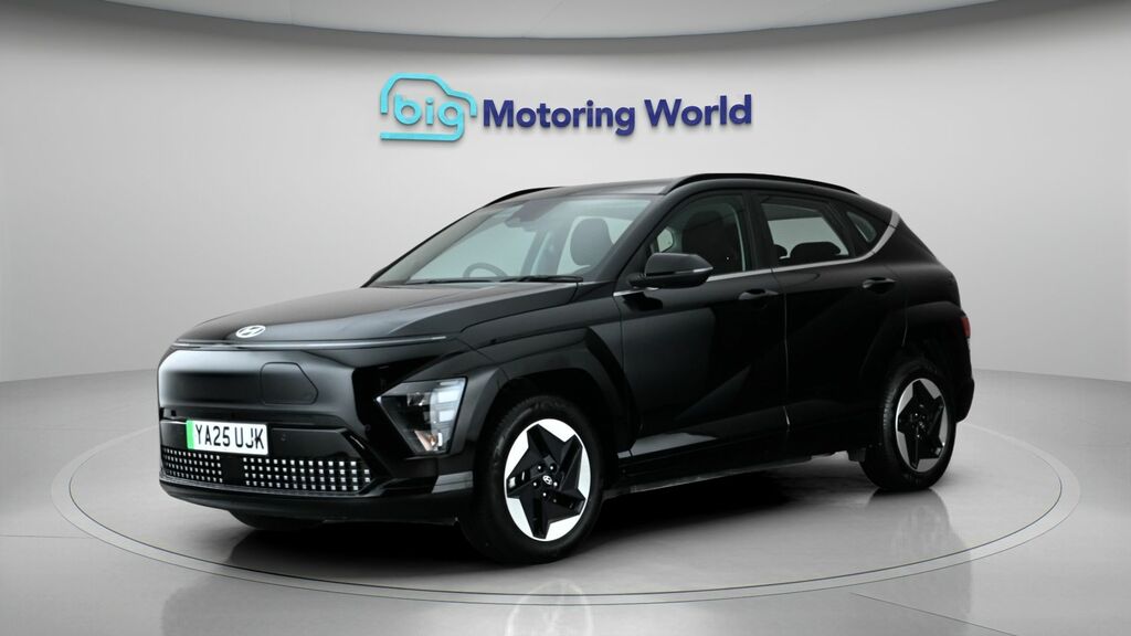 Hyundai Kona Advance Black #3