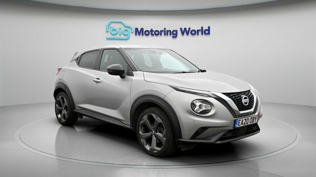 Nissan Juke Tekna Silver