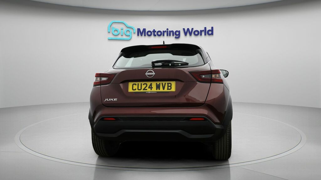 Nissan Juke Acenta Red #6
