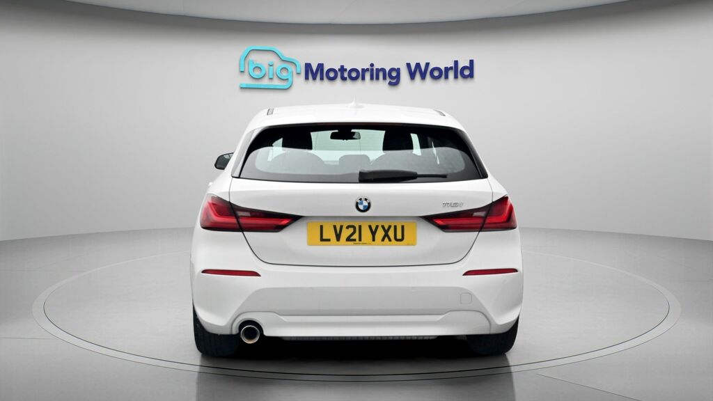 BMW 1 Series Se White #6
