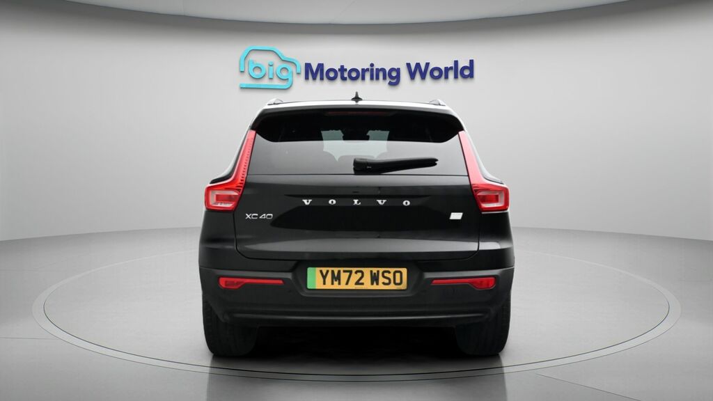 Volvo XC40 Core Black #6