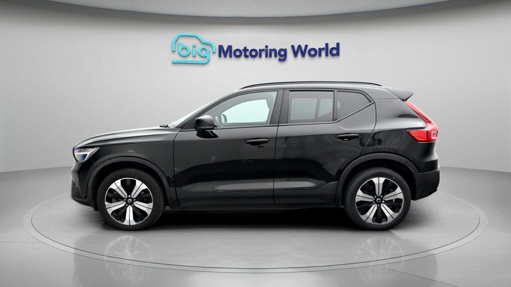 Volvo XC40 Core Black #4