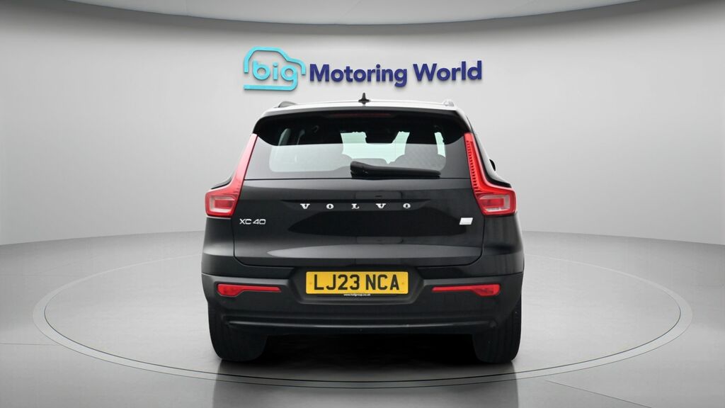 Volvo XC40 Plus LJ23NCA Black #6