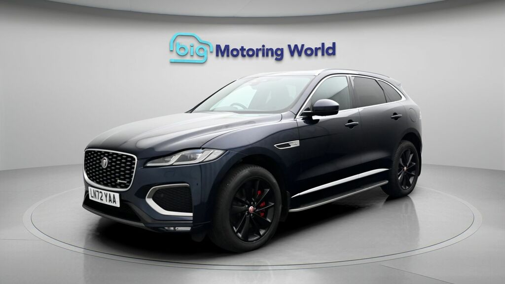Jaguar F-Pace R-dynamic Se Blue #3
