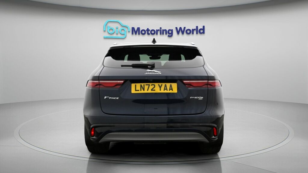 Jaguar F-Pace R-dynamic Se Blue #6