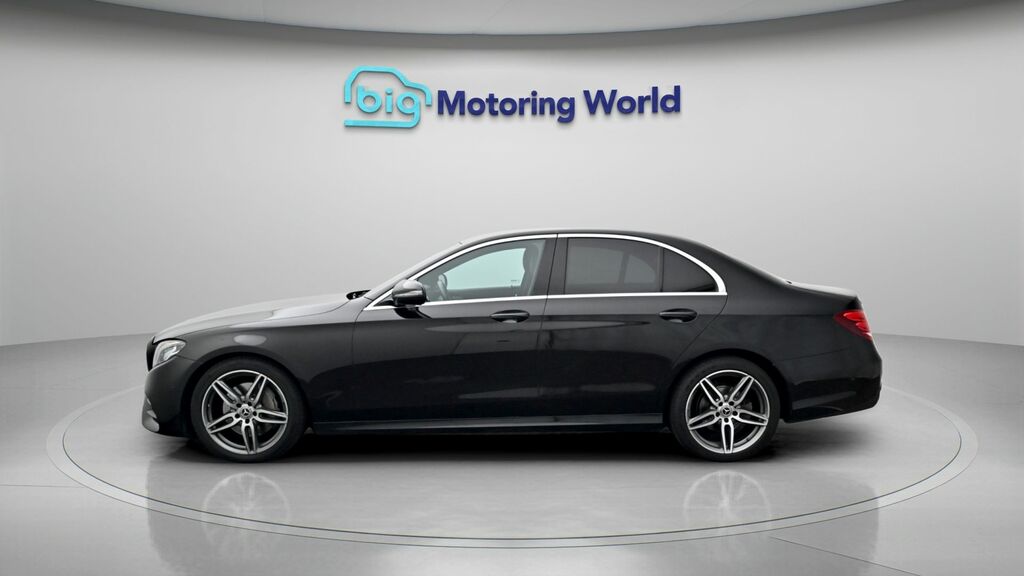 Mercedes-Benz E Class Amg Line LS68YOX Black #4