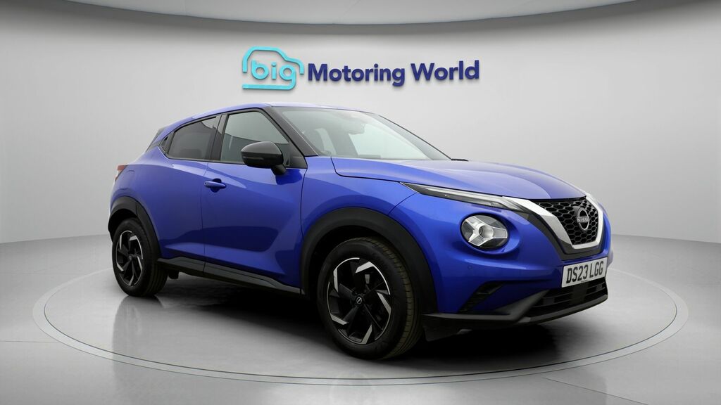 Nissan Juke N-connecta Blue