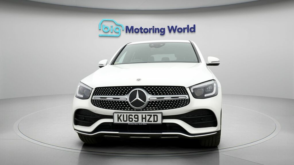 Mercedes-Benz GLC Class Amg Line KU69HZD White #2
