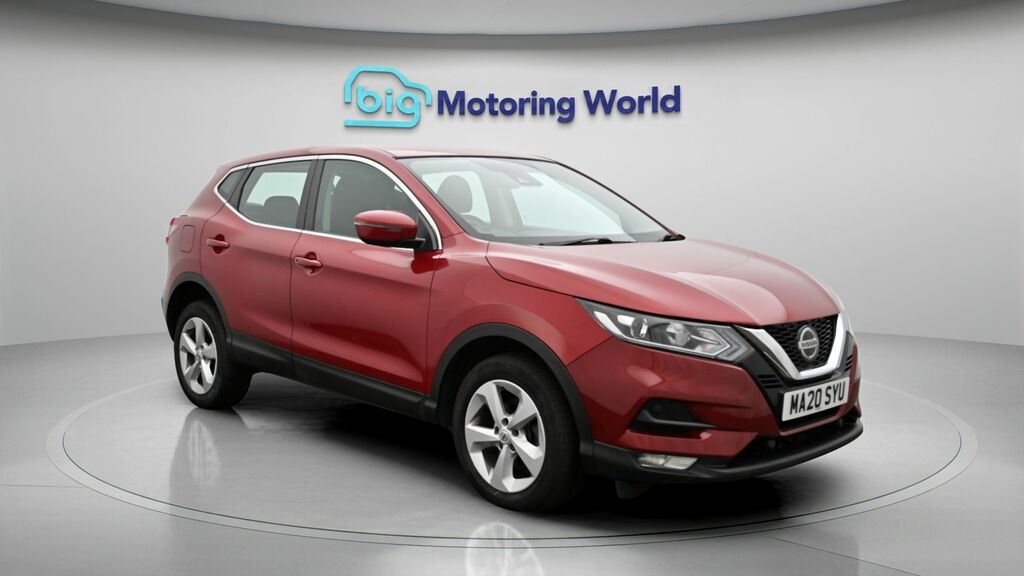 Nissan Qashqai Acenta Premium Red