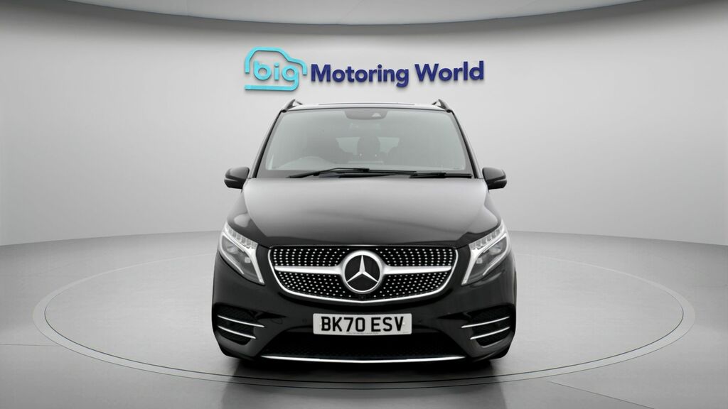 Mercedes-Benz V Class Amg Line BK70ESV Black #2