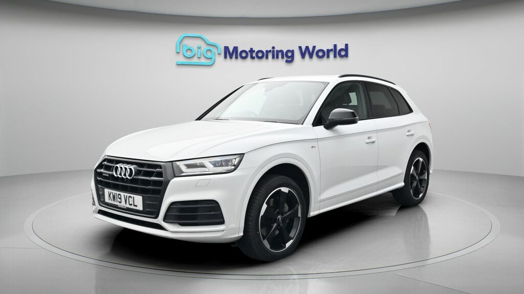 Audi Q5 Black Edition KW19VCL White #3