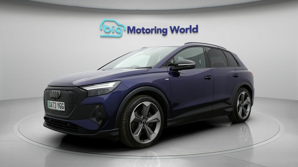 Audi Q4 E Tron Black Edition DA73YGG Blue #3
