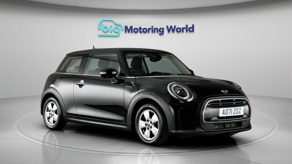 Mini Hatch Cooper Classic Black