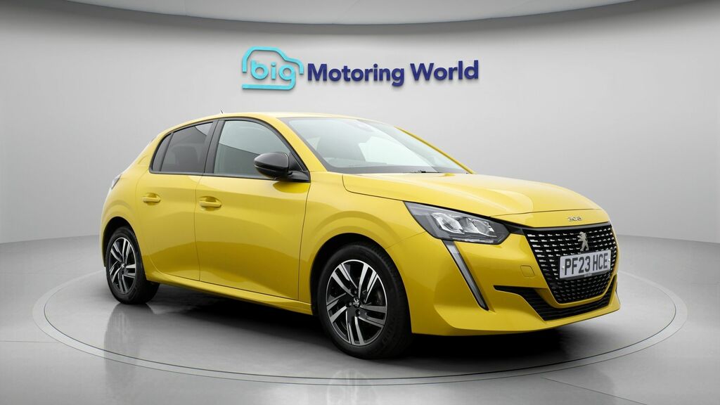 Peugeot 208 Active Premium Yellow