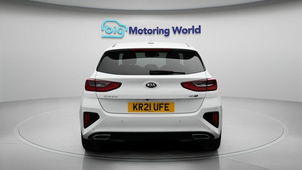 Kia Ceed Gt-line KR21UFE White #6