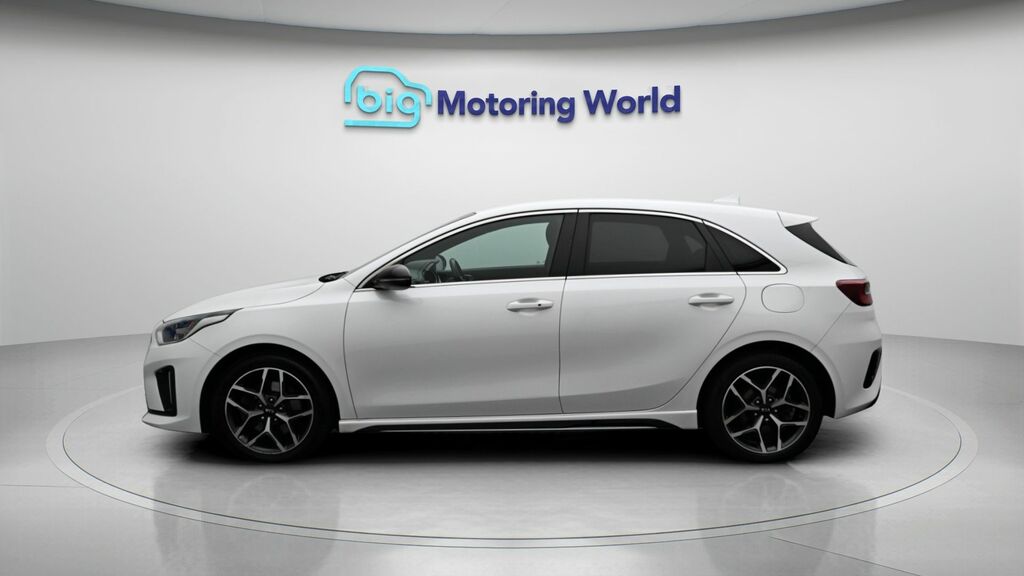 Kia Ceed Gt-line KR21UFE White #4