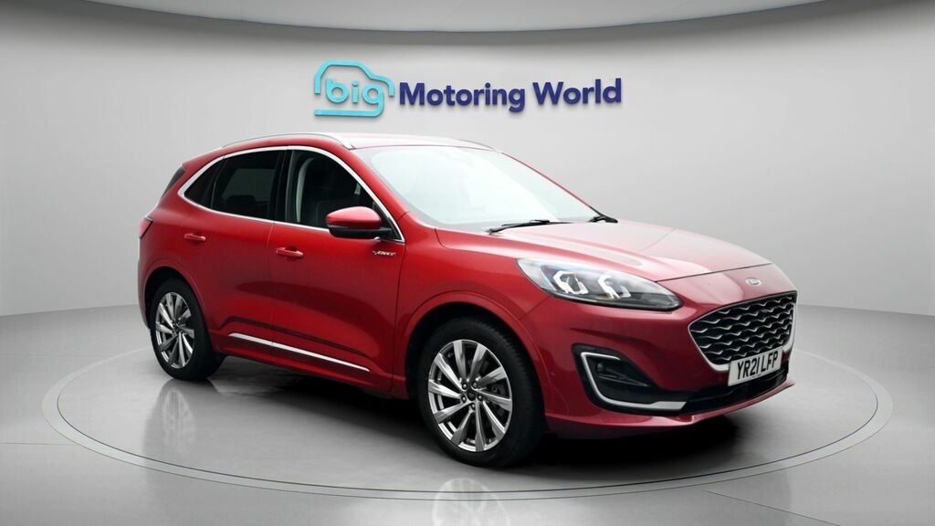 Ford Kuga Vignale Red