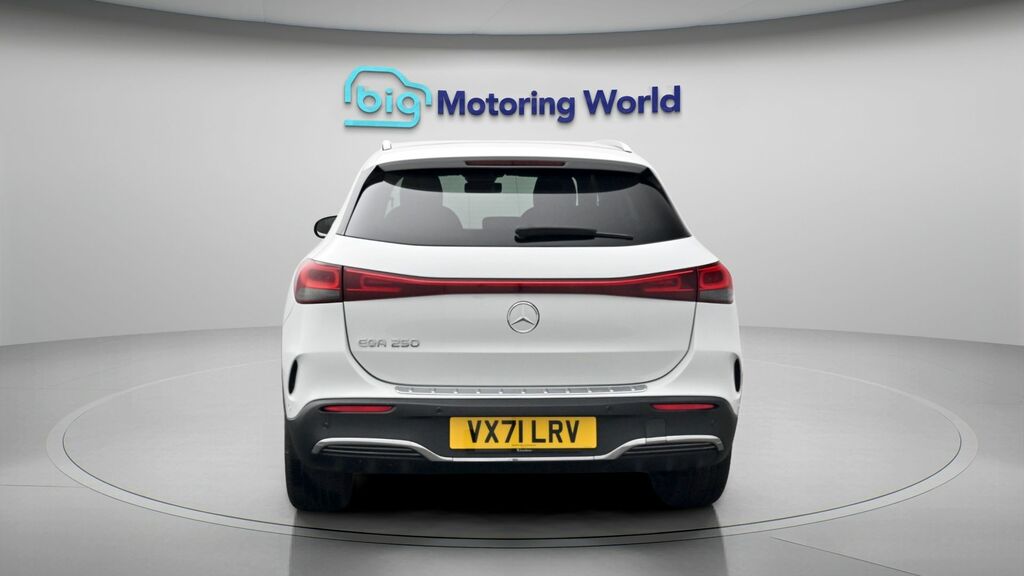 Mercedes-Benz EQA Amg Line VX71LRV White #6