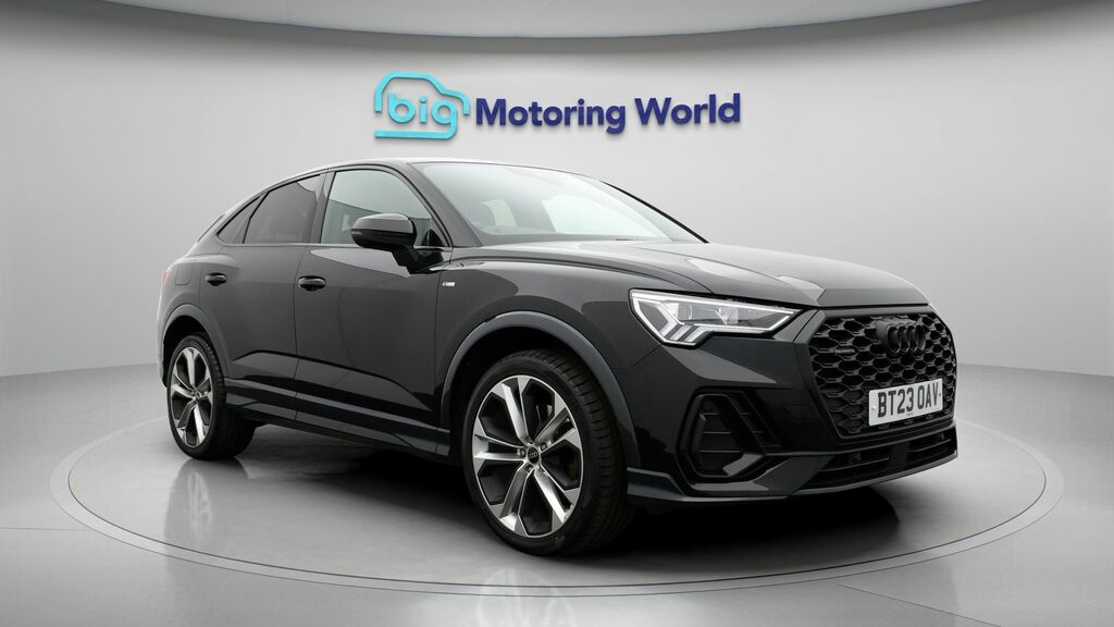Audi Q3 Black Edition Black