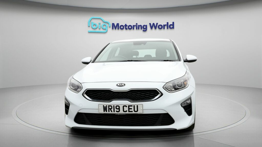 Kia Ceed 2 White #2