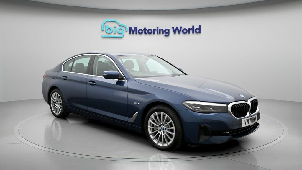 BMW 5 Series Se Blue
