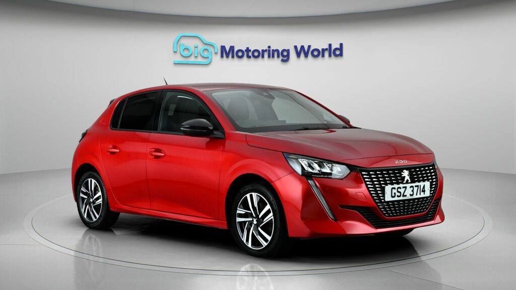 Peugeot 208 Allure Premium Red