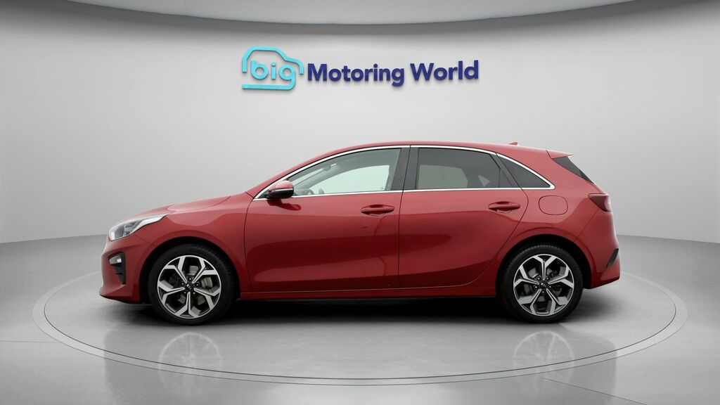 Kia Ceed 3 Red #4