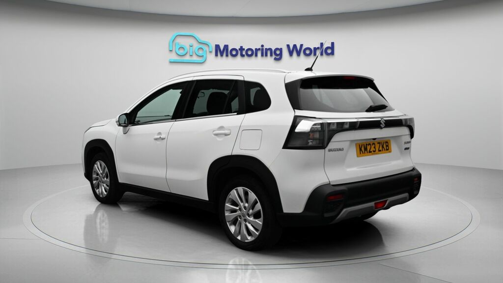 Suzuki S Cross Motion KM23ZKB White #5