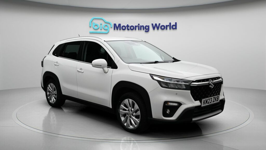 Suzuki S Cross Motion White