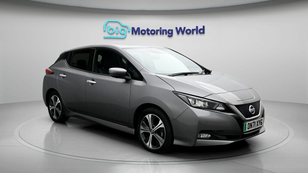 Nissan Leaf Tekna Grey
