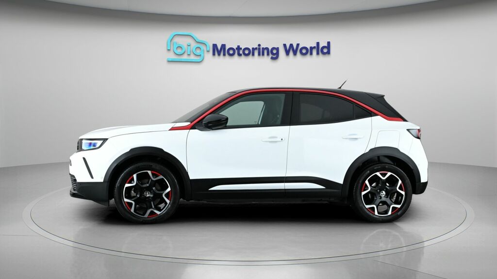 Vauxhall Mokka-e Sri Premium PK22KNG White #4