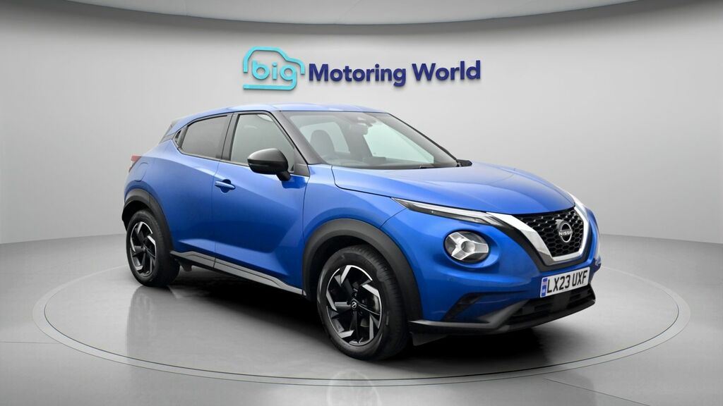 Nissan Juke N-connecta Blue