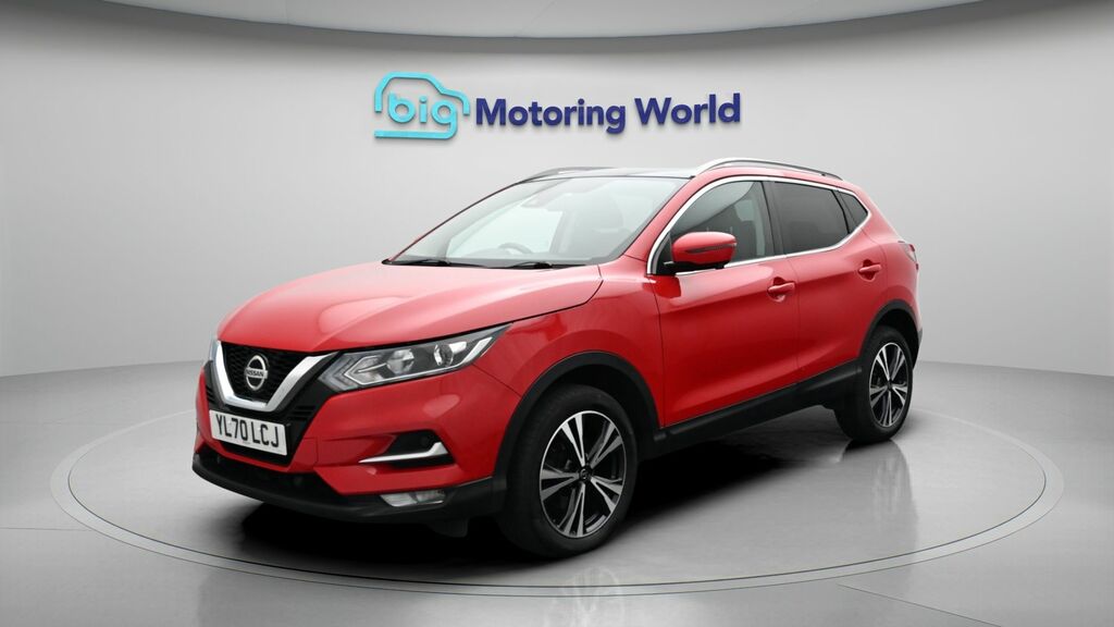 Nissan Qashqai N-connecta YL70LCJ Red #3