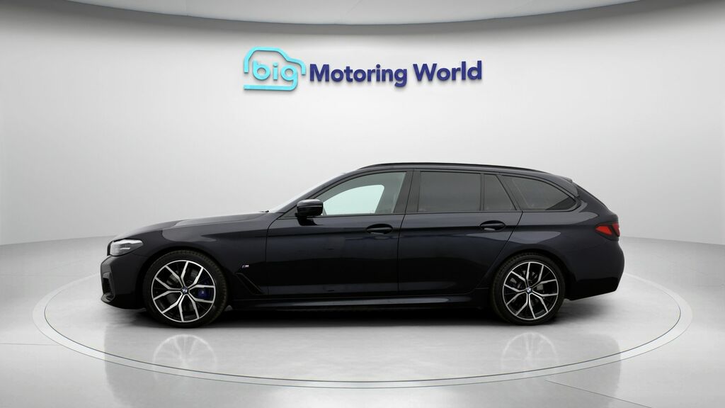 BMW 5 Series M Sport Black #4