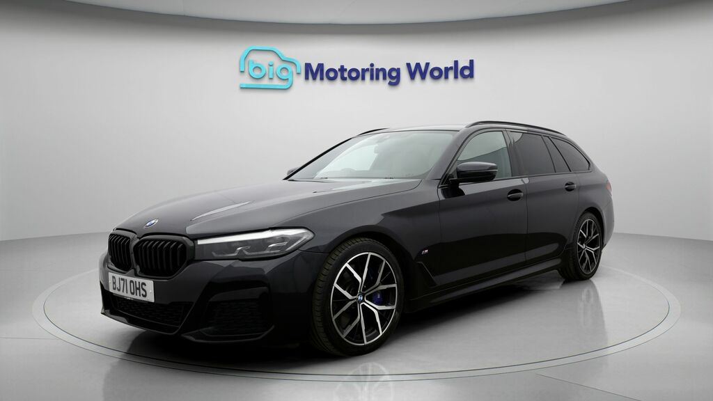 BMW 5 Series M Sport Black #3
