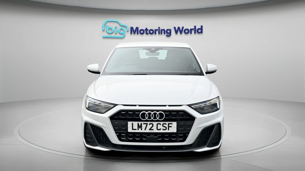 Audi A1 S Line LM72CSF White #2