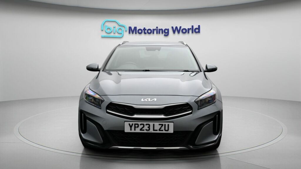 Kia Xceed 3 YP23LZU Silver #2