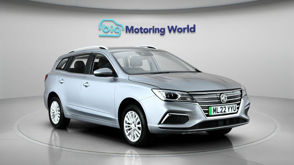 MG MG5 Exclusive Long Range Silver