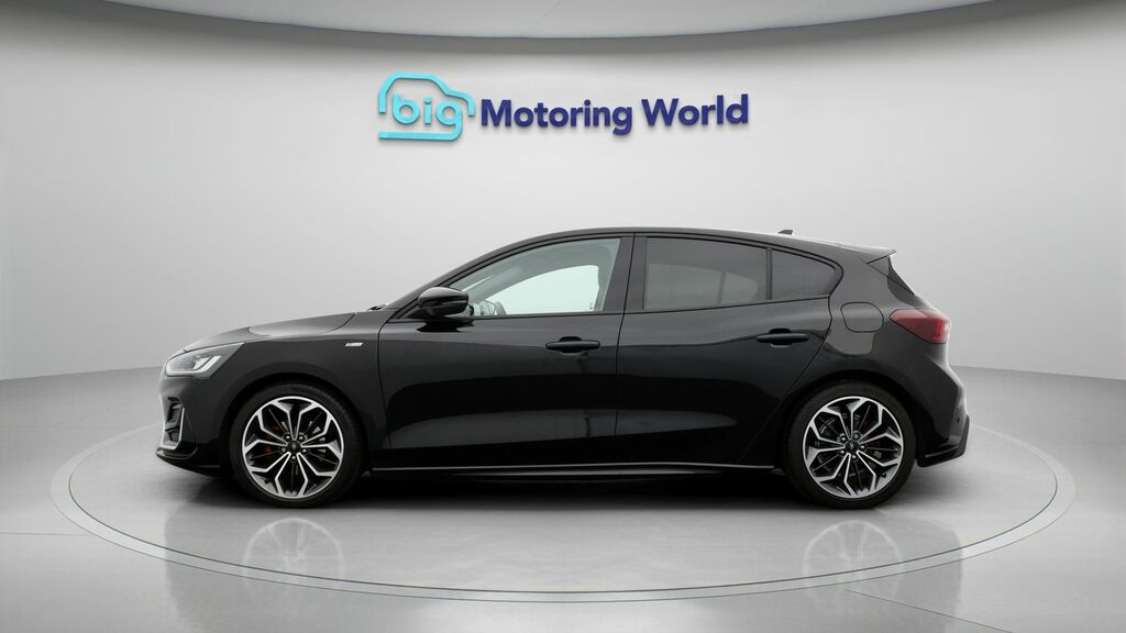 Ford Focus St-line Vignale Black #4